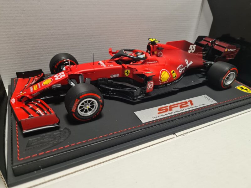 5951616425397436718 FERRARI SF21 C.SAINZ 1/18
