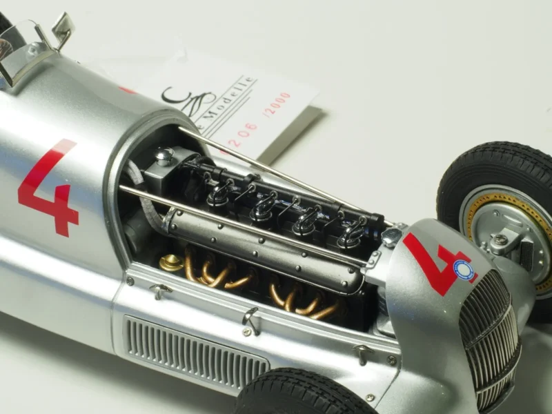 M-104A MERCEDES BENZ W25 L.FAGIOLI 1/18