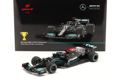 MERCEDES AMG F1 W12 E PERFORMANCE L. HAMILTON 1/18