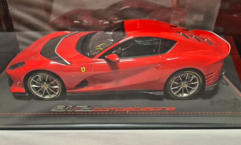 FERRARI 812 COMPETIZIONE 1/18