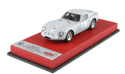 FERRARI 250 GTO W. MAIRESSE - S. MOSS 1/43