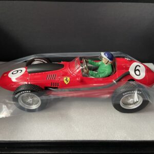 IMG_7457 FERRARI DINO 246 F1 M.HAWTHORN 1/18