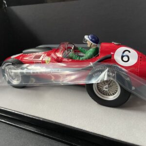 IMG_7459 FERRARI DINO 246 F1 M.HAWTHORN 1/18