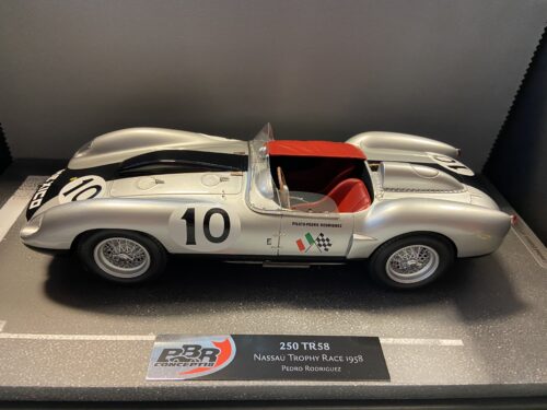 FERRARI 250 TR58 P.RODRIGUEZ 1/18
