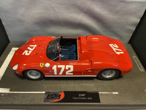 FERRARI 250 P 1/18