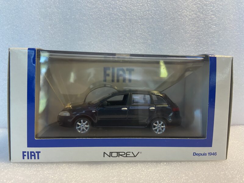 FIAT CROMA 1/43