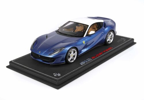 P18147SA FERRARI 812 SUPERFAST 1/18