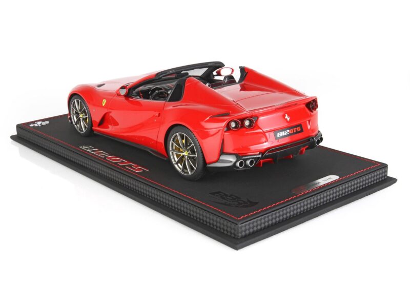 P18184NA FERRARI 812 GTS 1/18