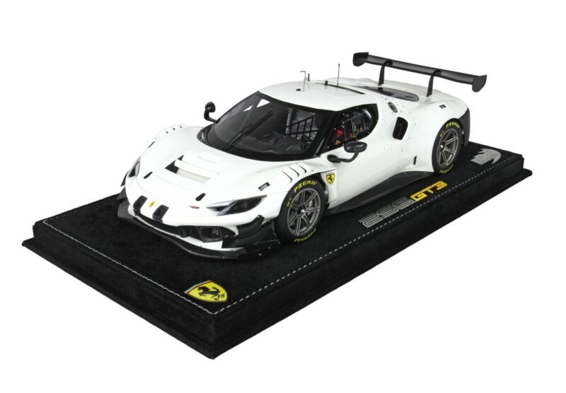 P18225B FERRARI 296 GT3 1/18