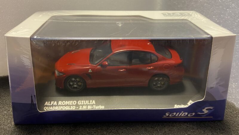 ALFA ROMEO GIULIA QUADRIFOGLIO 2.9I BI-TURBO 1/43