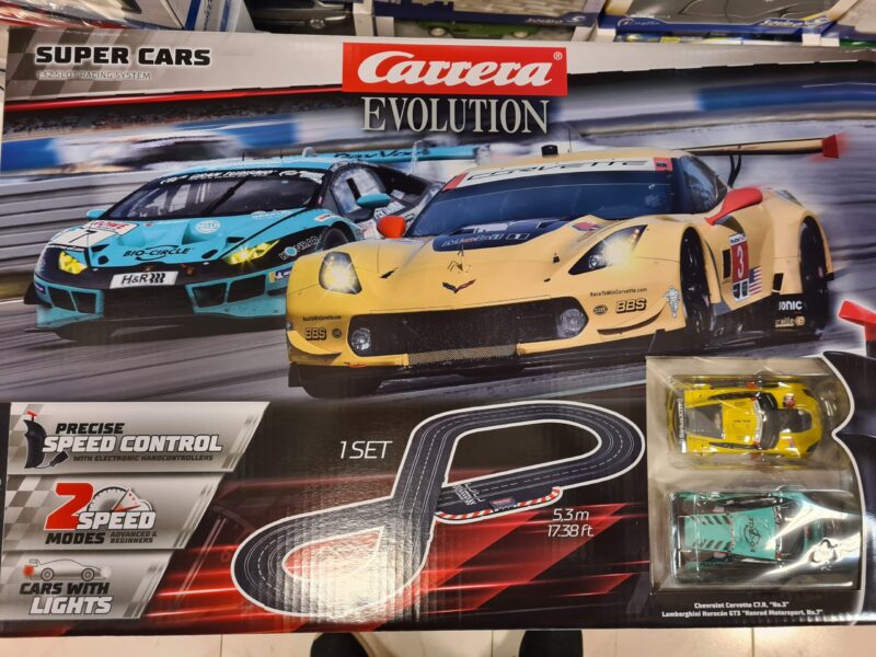 20241008_173048-scaled-1.jpg PISTA SUPER CARS EVOLUTION 1/32