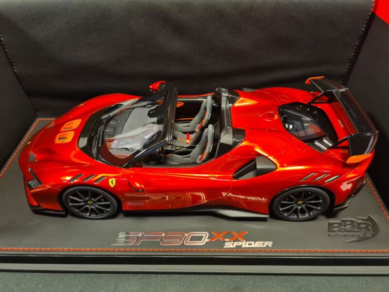 5780571268389652667 FERRARI SF90 XX SPIDER 1/18