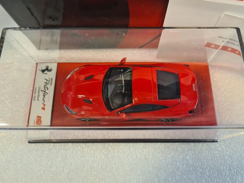 5782823068203336849 FERRARI PORTOFINO M SPIDER TETTO CHIUSO 1/43