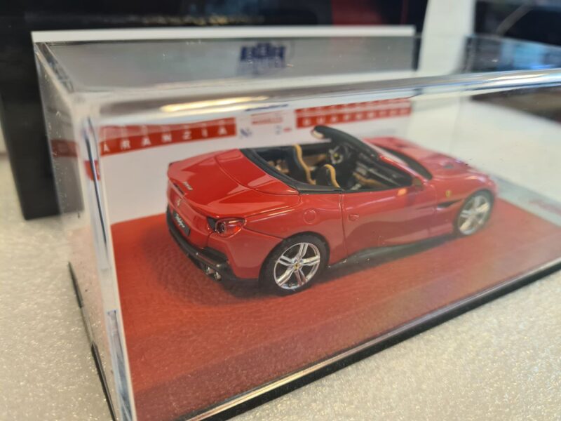 5782823068203336869 FERRARI PORTOFINO 1/43