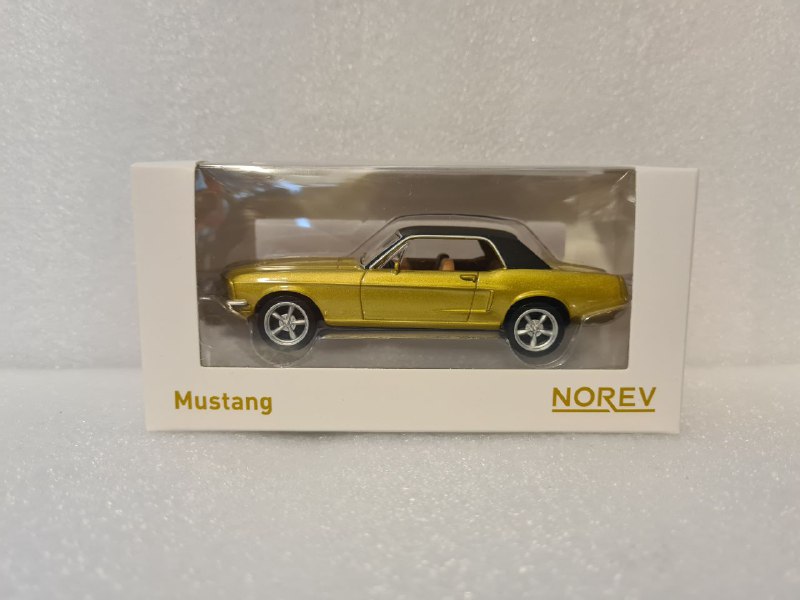 FORD MUSTANG COUPE' 1968 1/43