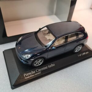 5798414482387616926 PORSCHE CAYENNE TURBO 2010 1/43