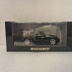 PORSCHE CARRERA GT 2001 1/43