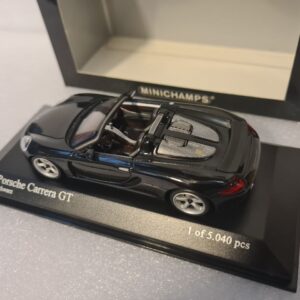PORSCHE CARRERA GT 2001 1/43