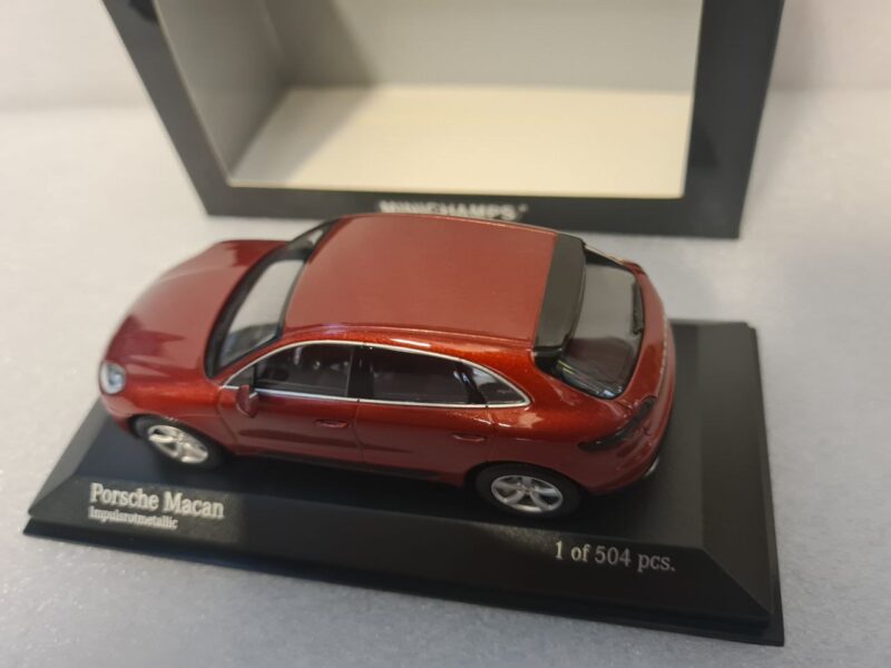 PORSCHE MACAN 2013 1/43