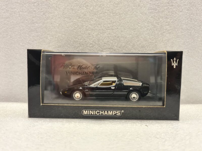 MASERATI BORA 1972 1/43
