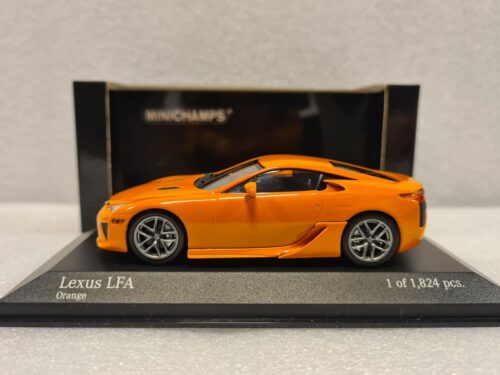 5800666282201302343 LEXUS LFA 2011 1/43