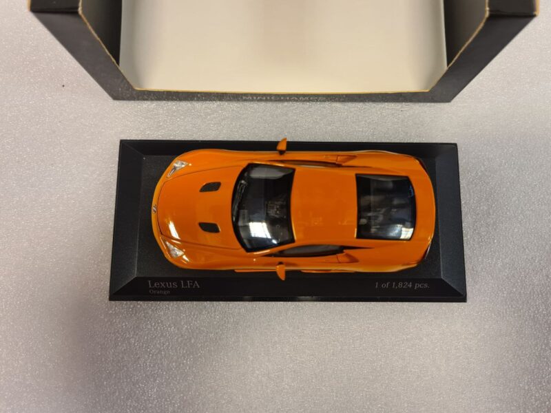 LEXUS LFA 2011 1/43