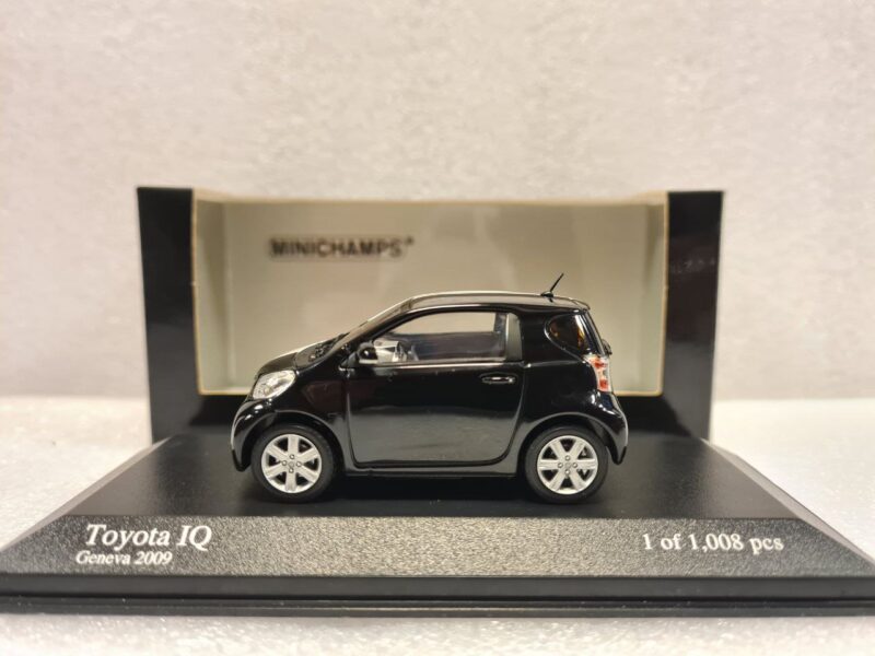 5800666282201302380 TOYOTA IQ GENEVE CAR SHOW 2009 1/43