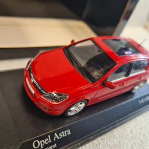 OPEL ASTRA 2004 1/43