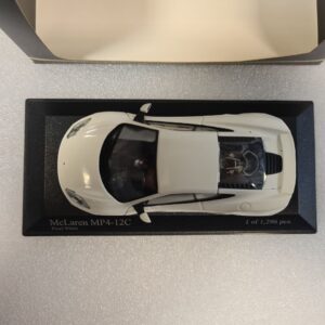 5805515399062734397 McLAREN MP4-12C 2011 1/43
