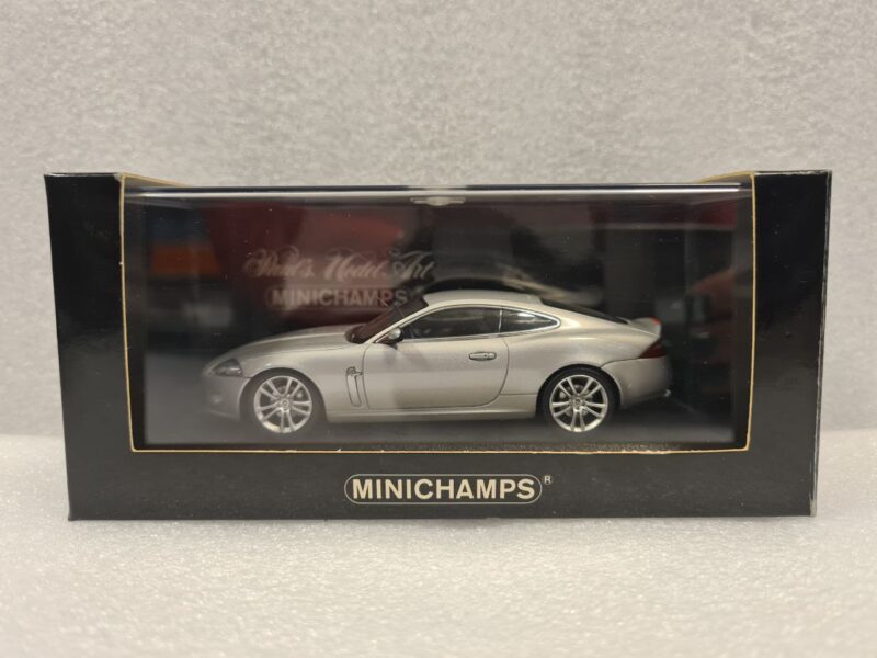 5805515399062734406 JAGUAR XK COUPE' 2006 1/43