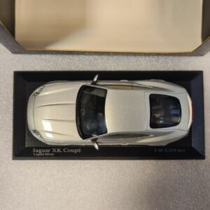 5805515399062734407 JAGUAR XK COUPE' 2006 1/43