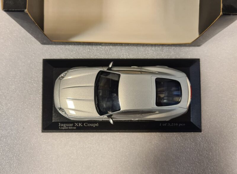 5805515399062734407 JAGUAR XK COUPE' 2006 1/43