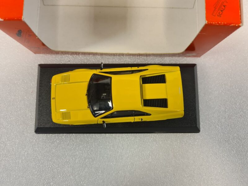 FERRARI 308 GTB 1/43