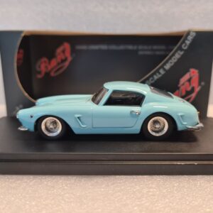 FERRARI 250 GT SWB STREET 1/43