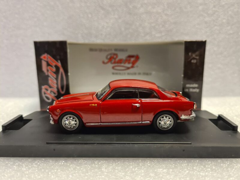 ALFA ROMEO GIULIETTA SPRINT 1°T. STREET 1/43