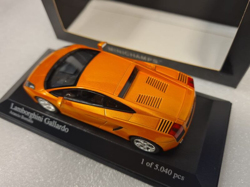 LAMBORGHINI GALLARDO 2004 1/43