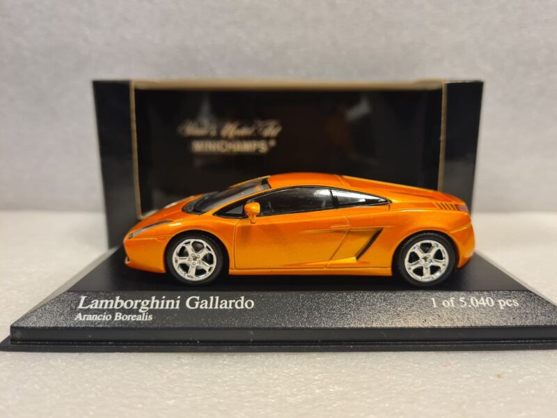 LAMBORGHINI GALLARDO 2004 1/43