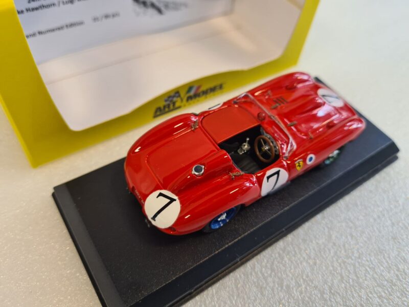 5827715612569357081 FERRARI 335 S S/N 0674 HAWTHORN-MUSSO 1/43