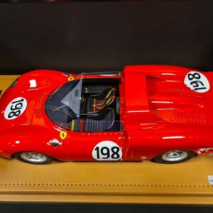 5865944528060531897 FERRARI 275/330 P2 BANDINI-VACCARELLA 1/18