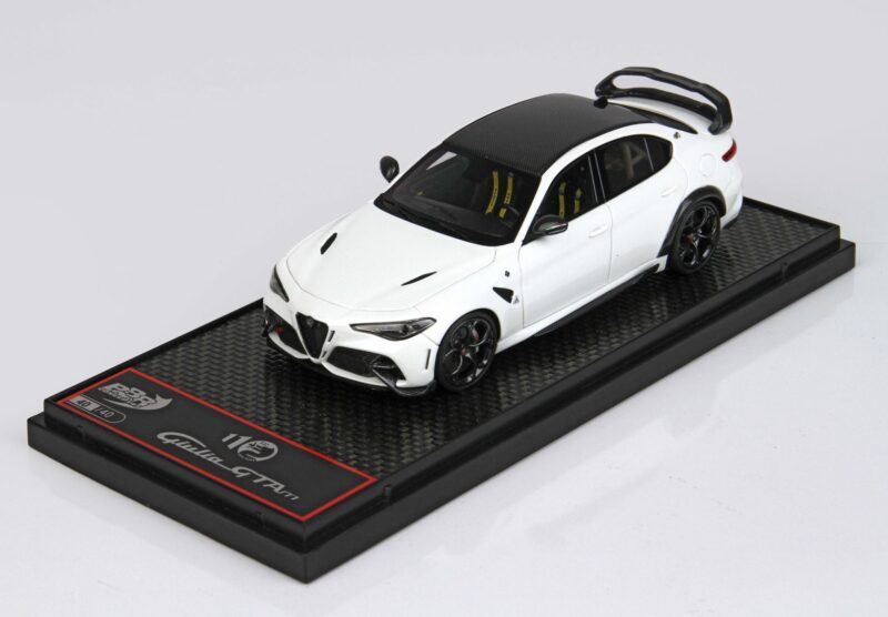 ALFA ROMEO GIULIA GTAM 1/43