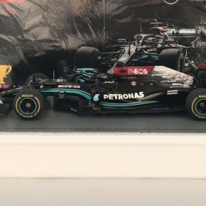 MERCEDES W12 HAMILTON 1/18