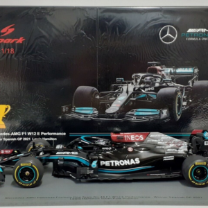 MERCEDES W12 HAMILTON 1/18