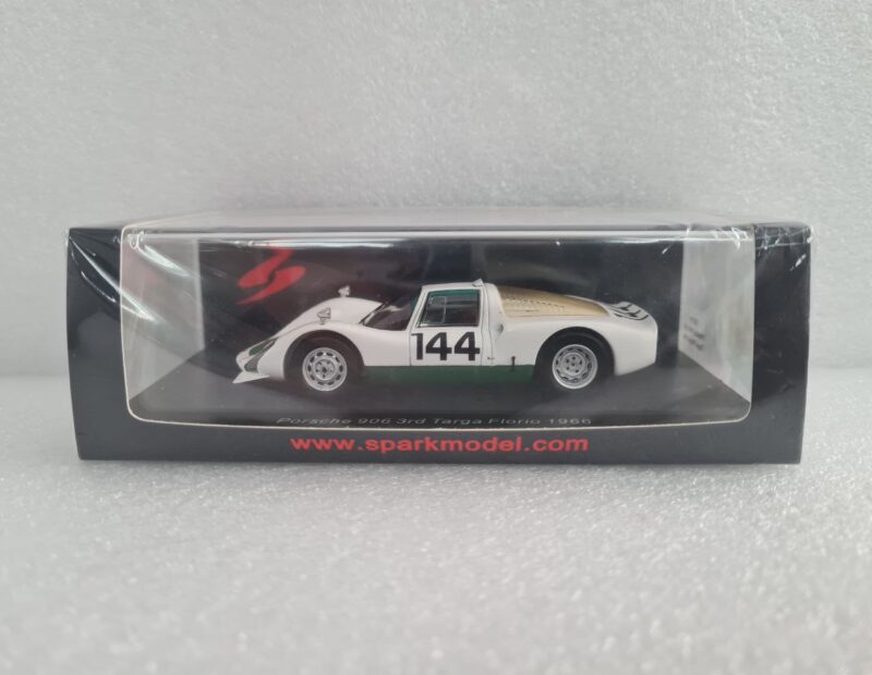 PORSCHE 906 ARENA-PUCCI 1/43