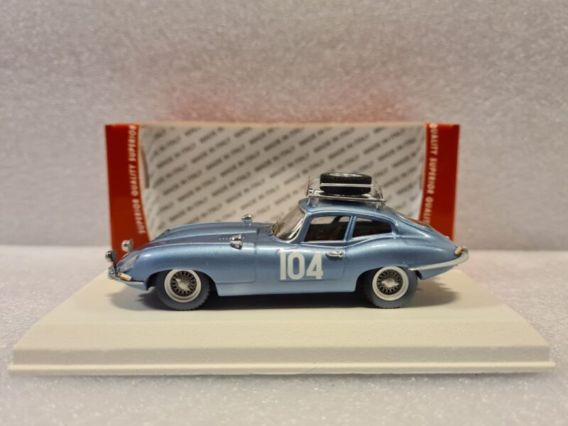 JAGUAR E PINDER-POLLAND 1/43