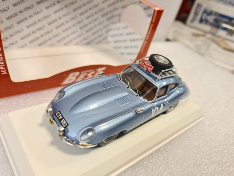 JAGUAR E PINDER-POLLAND 1/43