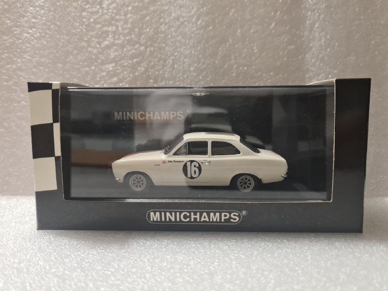 FORD ESCORT RS1600 ANDERSSON-DAVENPORT 1/43