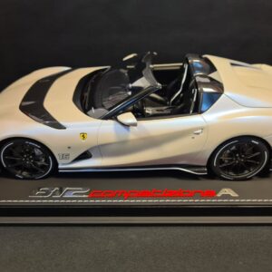 FERRARI 812 COMPETIZIONE APERTA 1/18