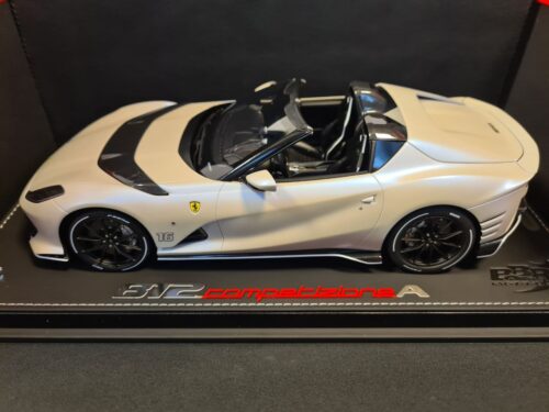 5879825883836039604 FERRARI 812 COMPETIZIONE APERTA 1/18