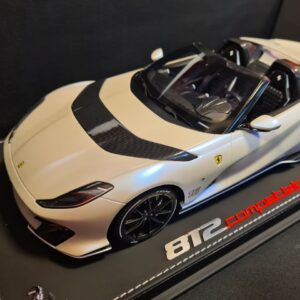 FERRARI 812 COMPETIZIONE APERTA 1/18