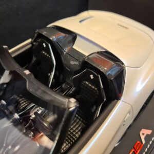 FERRARI 812 COMPETIZIONE APERTA 1/18